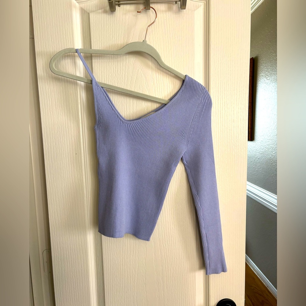 Super‎ cute one shoulder top by Twine and String. Size small. New without tags